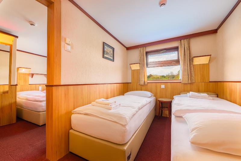 Fortuna Boat Hotel Budapest - Oda