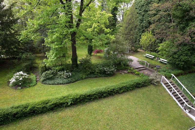 Carolinenhof - Genel