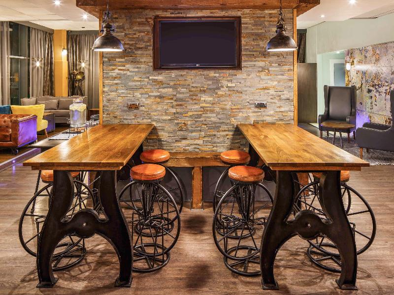 Ibis Styles Birmingham Oldbury - Bar