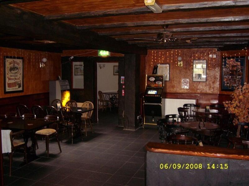 Causeway Tavern B&B - Bar