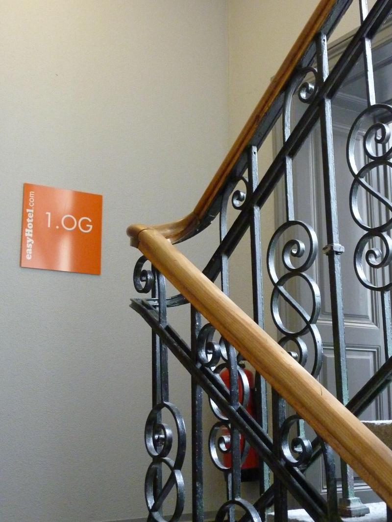 easyHotel Basel City - Lobi