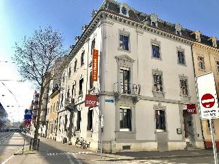 easyHotel Basel City otel fotoğrafı
