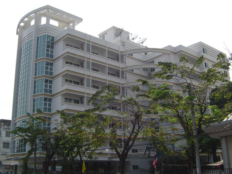 Miloft Sathorn Hotel - Genel