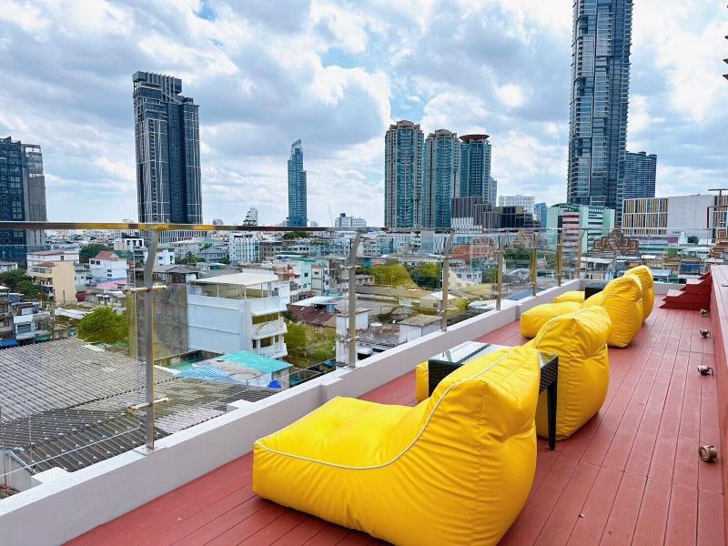 Miloft Sathorn Hotel - Havuz