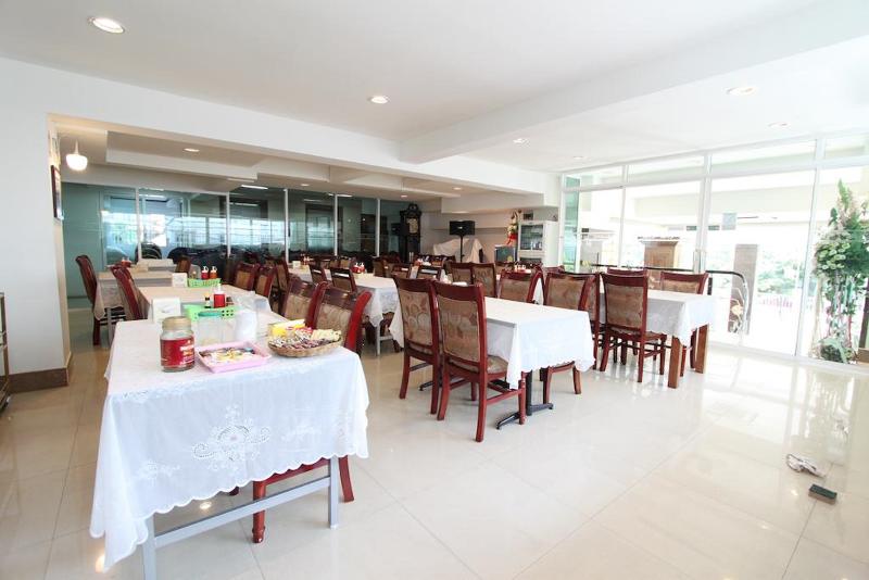 Miloft Sathorn Hotel - Restoran