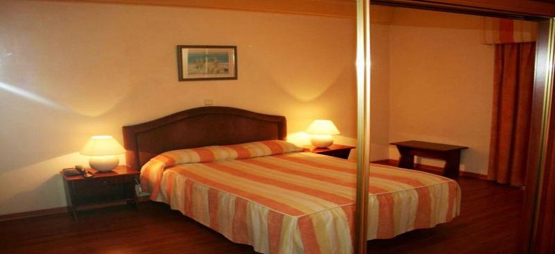 Baía Beach Hotel - Oda
