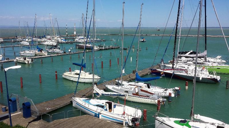Hotel Yacht Wellness & Business - Genel
