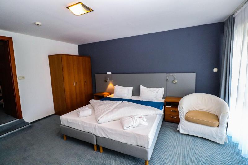 Hotel Yacht Wellness & Business - Oda