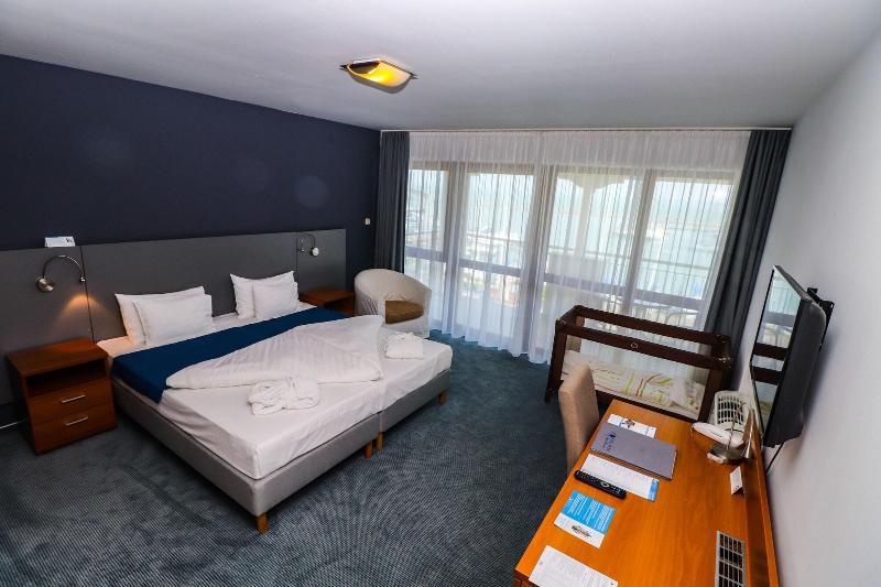 Hotel Yacht Wellness & Business - Oda