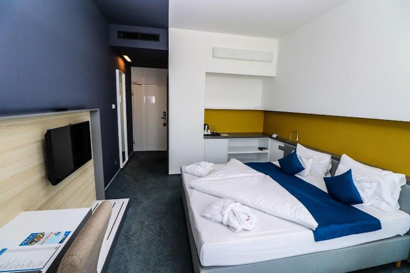 Hotel Yacht Wellness & Business - Oda