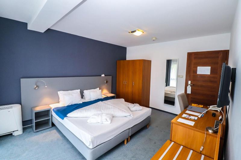 Hotel Yacht Wellness & Business - Oda