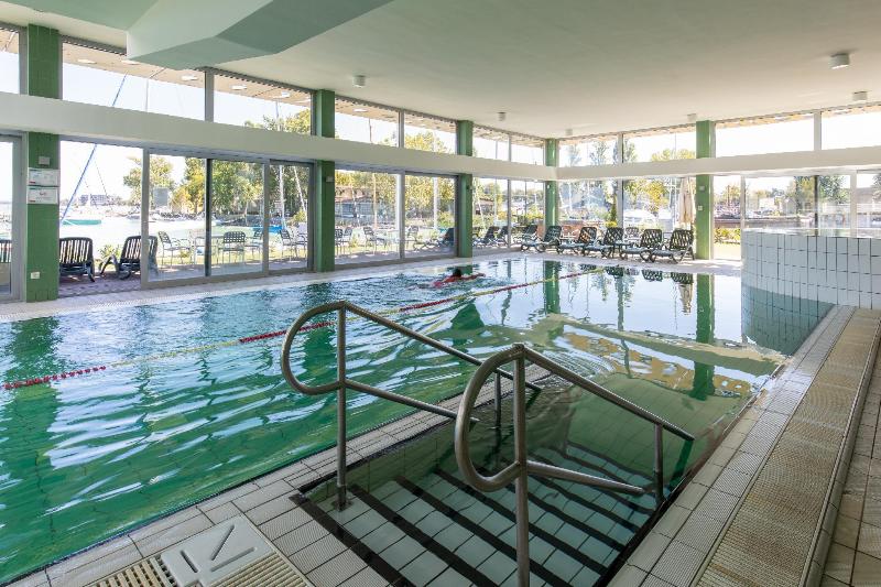 Hotel Yacht Wellness & Business - Havuz