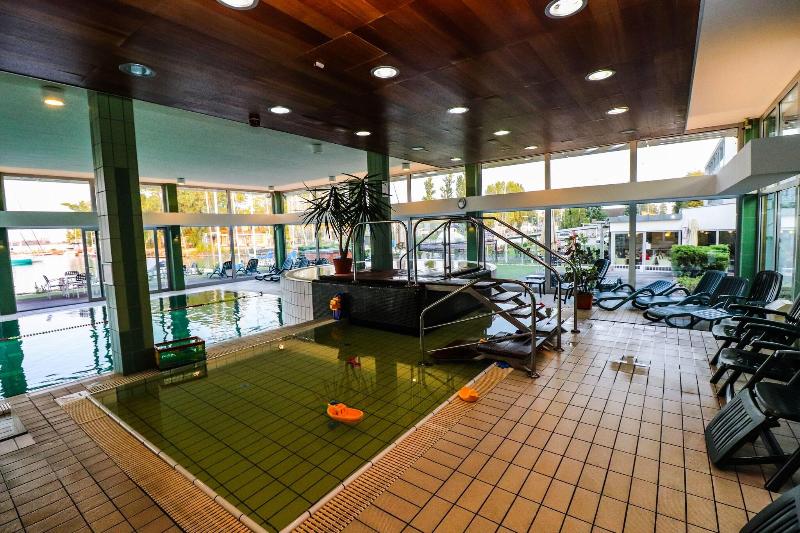 Hotel Yacht Wellness & Business - Havuz