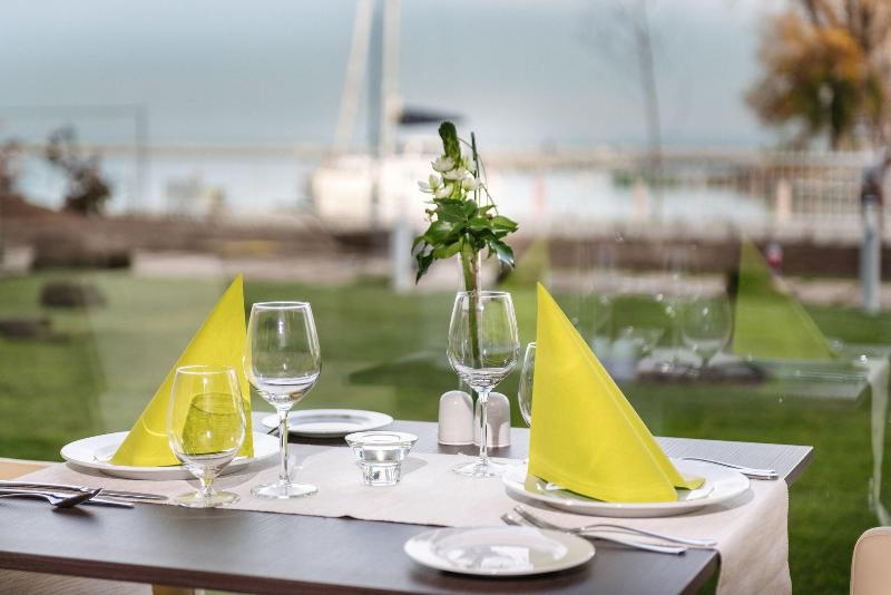 Hotel Yacht Wellness & Business - Restoran