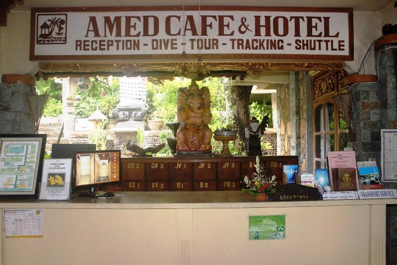 Amed Cafe Hotel - Lobi