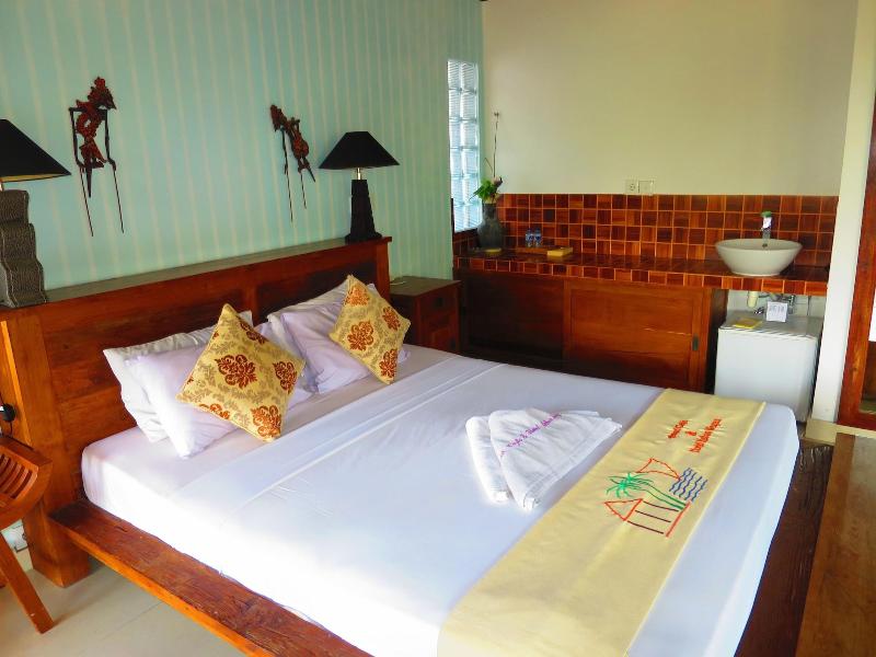 Amed Cafe Hotel - Oda