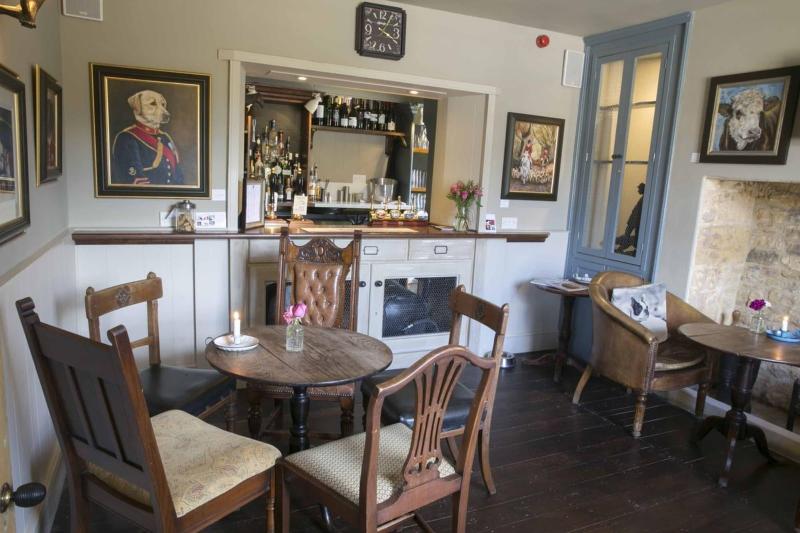 Seagrave Arms - Bar