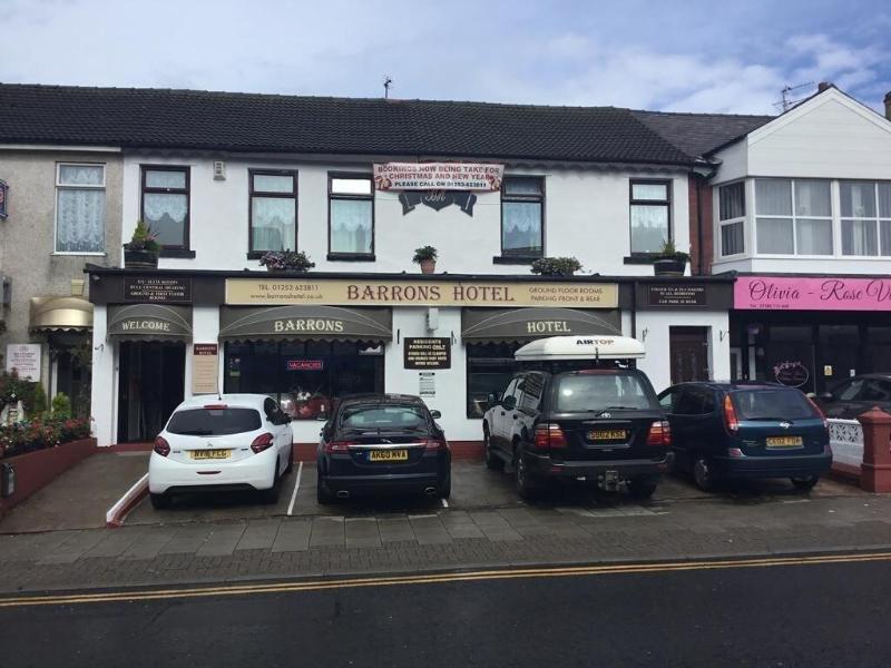 Barrons Hotel - B&B - Genel
