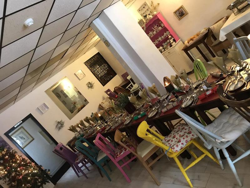 Barrons Hotel - B&B - Restoran
