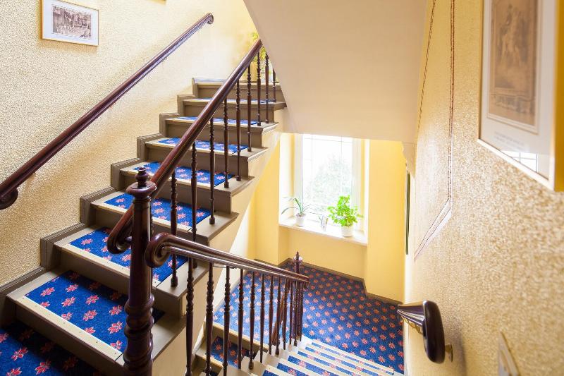 Hotel Kastanienhof - Lobi