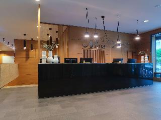 Adina Apartment Hotel Berlin Hackescher Markt fotoÄŸrafÄ±