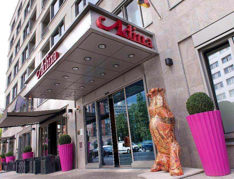 Adina Apartment Hotel Berlin Hackescher Markt - Genel