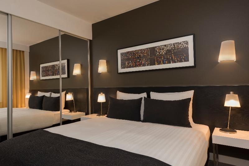 Adina Apartment Hotel Berlin Hackescher Markt - Oda
