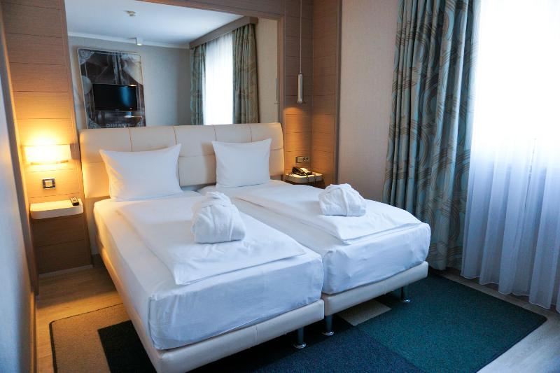 Titanic Comfort Mitte - Oda