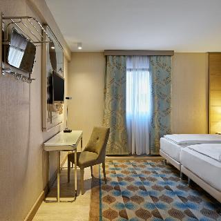 Titanic Comfort Mitte fotoÄŸrafÄ±