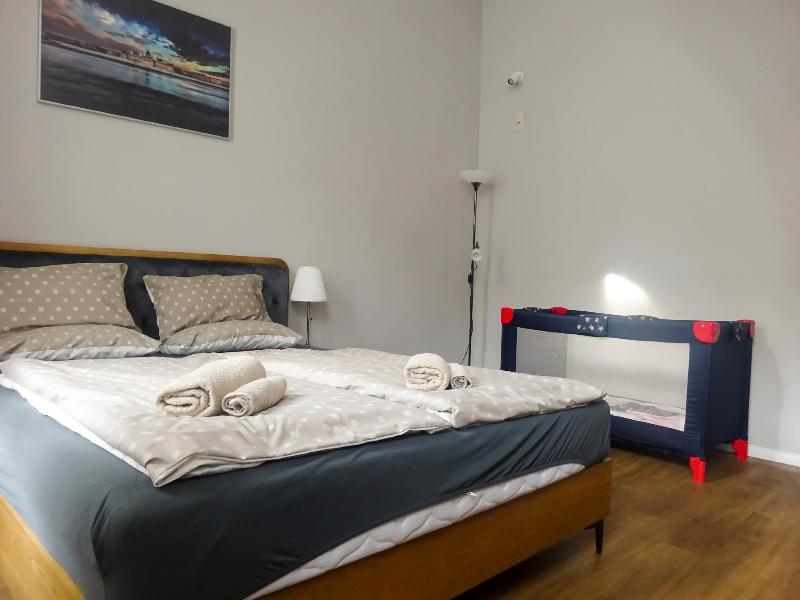 Corvin Point Hostel - Oda