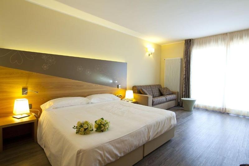 Harmony Suite Hotel - Genel