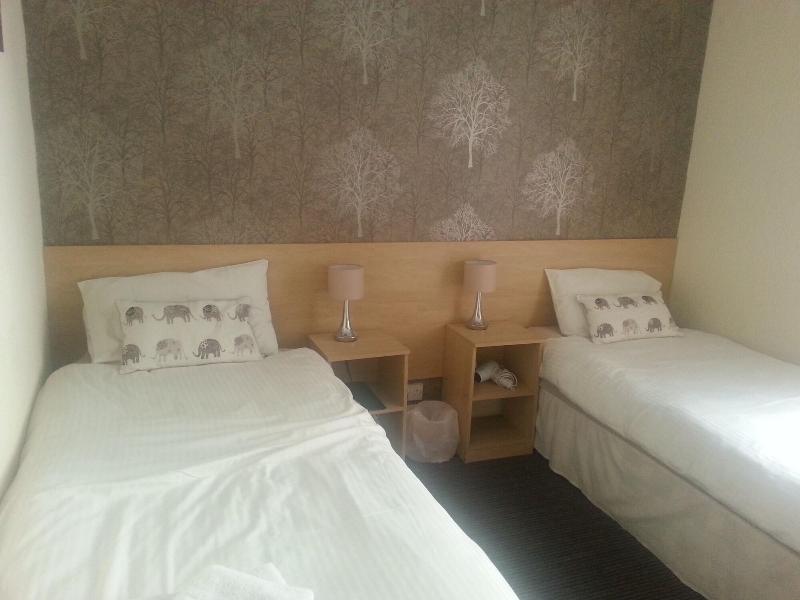 The Penrhyn Hotel - Oda