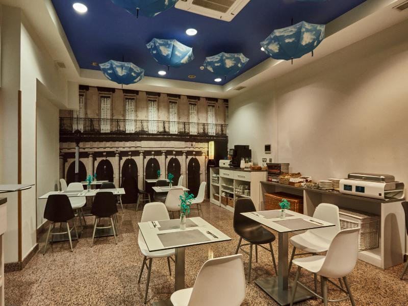 Silken Sirimiri - Bar