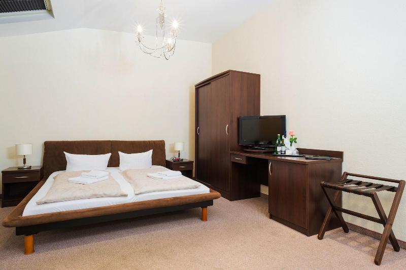 Upper Room Hotel - Oda