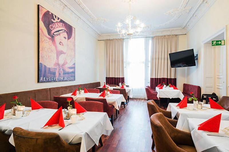Upper Room Hotel - Restoran