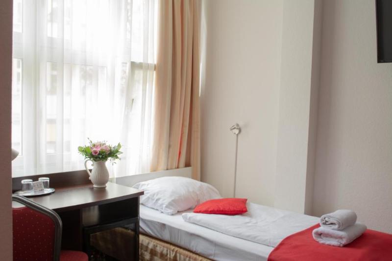 Atlas Berlin Hotel - Oda