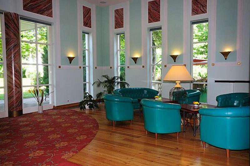 Parkhotel Klüschenberg - Lobi