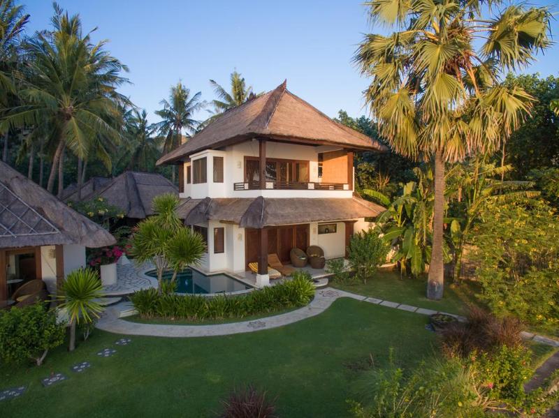 Palm Garden Amed Beach & Spa Resort - Oda
