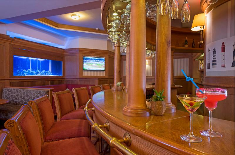 Grand Kaptan - Bar
