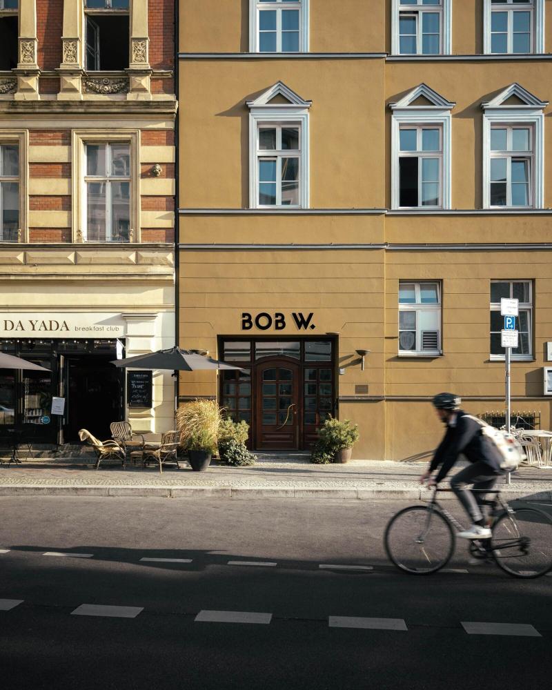 Bob W Mitte - Genel