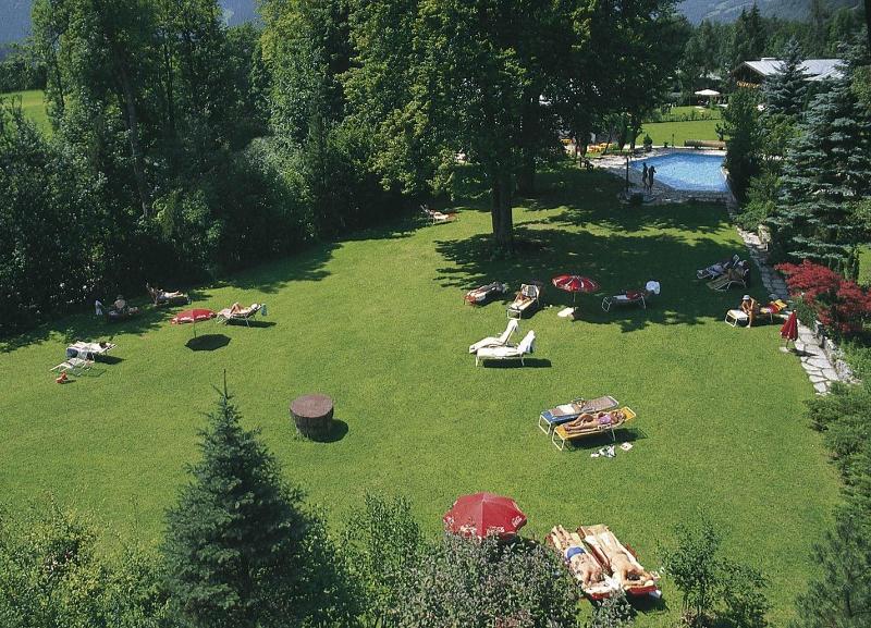Stoll's Hotel Alpina - Genel