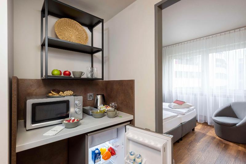 SORAT Hotel Berlin - Oda