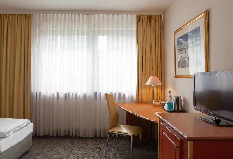 SORAT Hotel Berlin - Oda