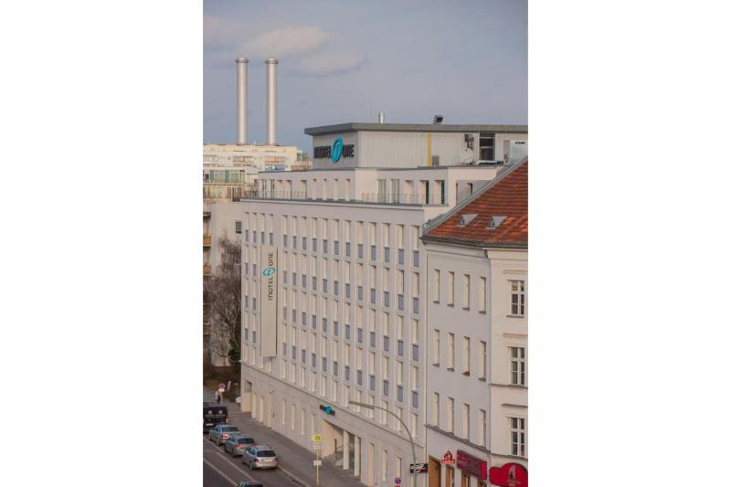 Motel One Berlin-Mitte - Genel