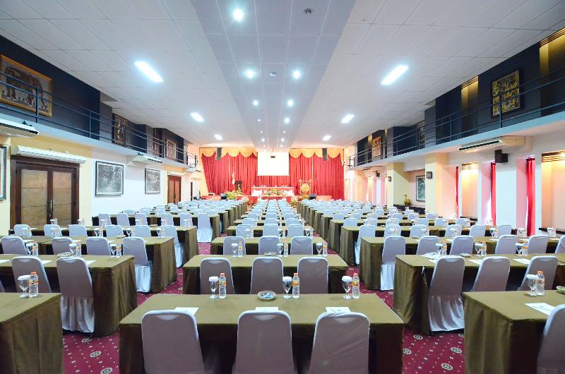 Hotel Grand Santhi - Toplantı