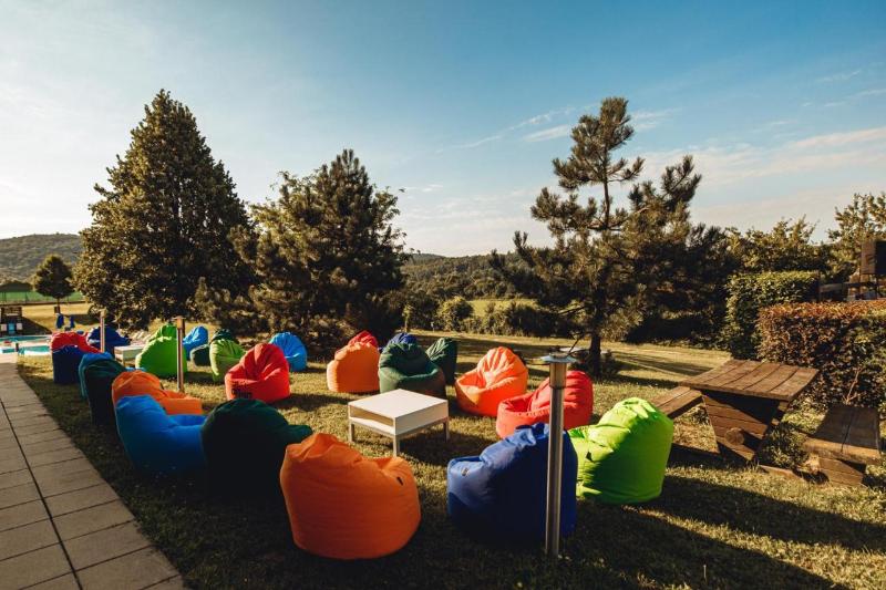 Petnehazy Aparthotel - Genel