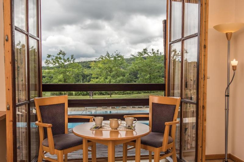 Petnehazy Aparthotel - Oda