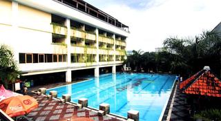 Nirmala Hotel & Convention Centre fotoÄŸrafÄ±