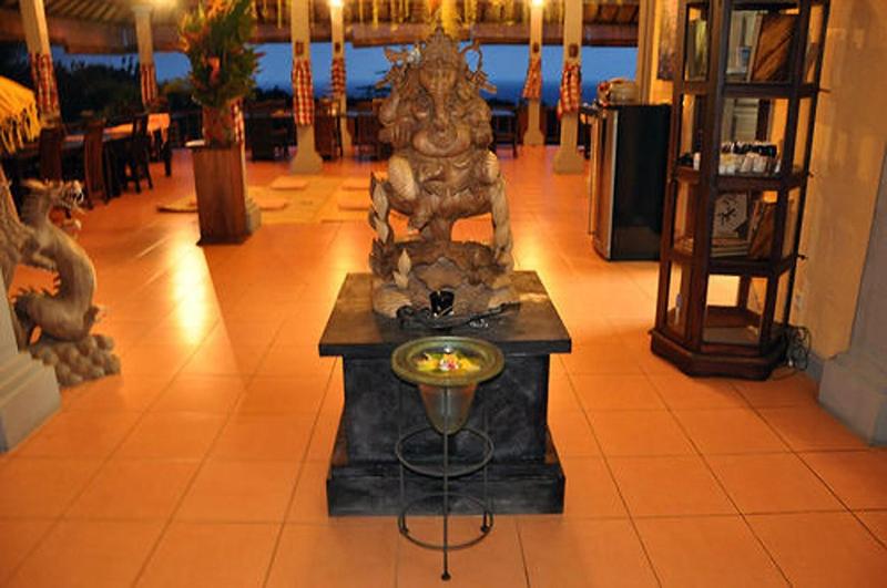 Puri Mangga SeaView Resort & Spa - Lobi