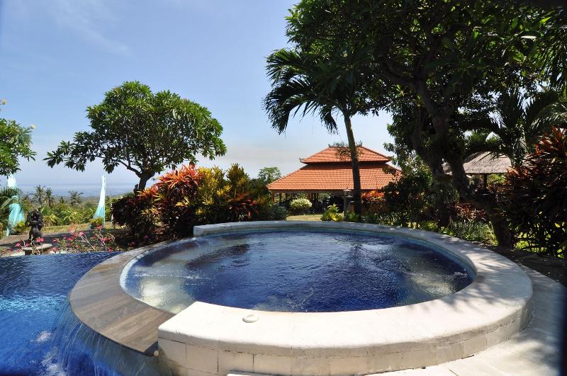 Puri Mangga SeaView Resort & Spa - Havuz
